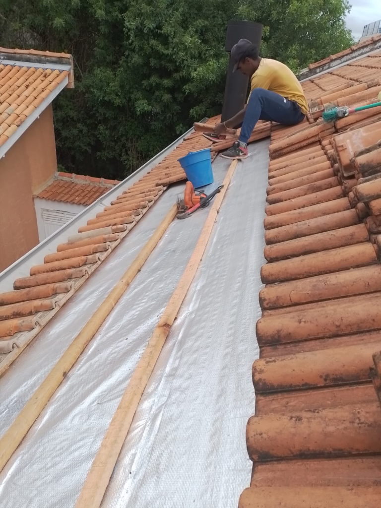 Conserto e manutenção de telhados em Porto Alegre